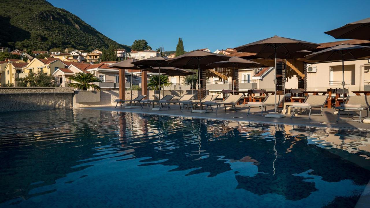 Sun Village Aparthotel Herceg Novi Eksteriør billede