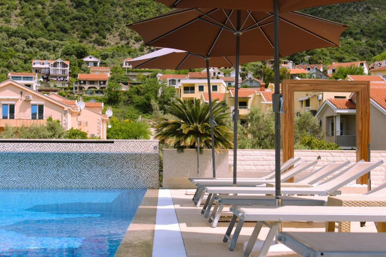 Sun Village Aparthotel Herceg Novi Eksteriør billede