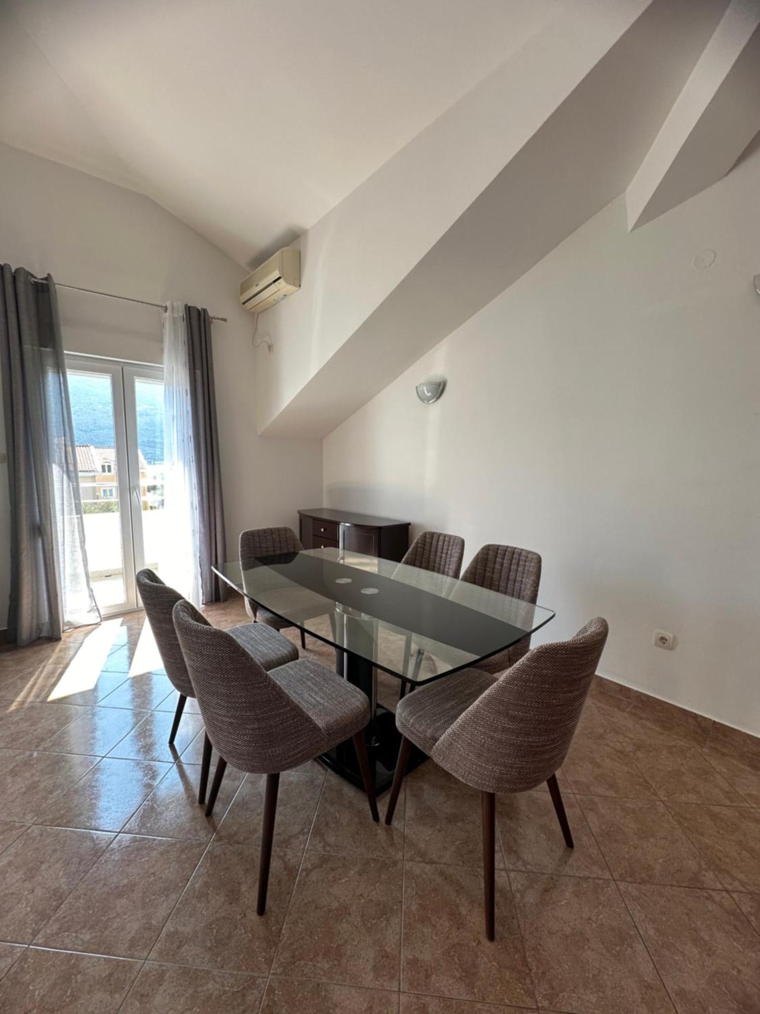 Sun Village Aparthotel Herceg Novi Eksteriør billede