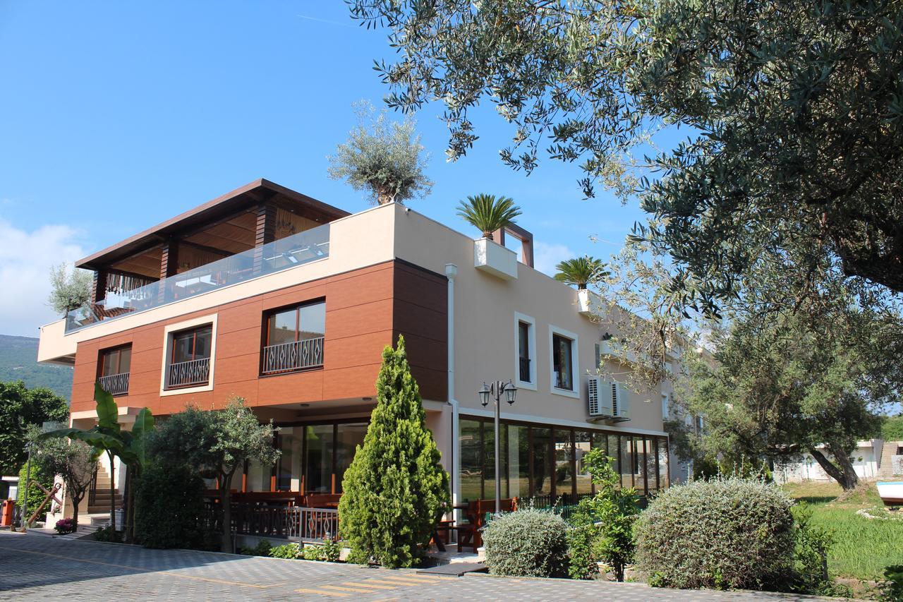 Sun Village Aparthotel Herceg Novi Eksteriør billede